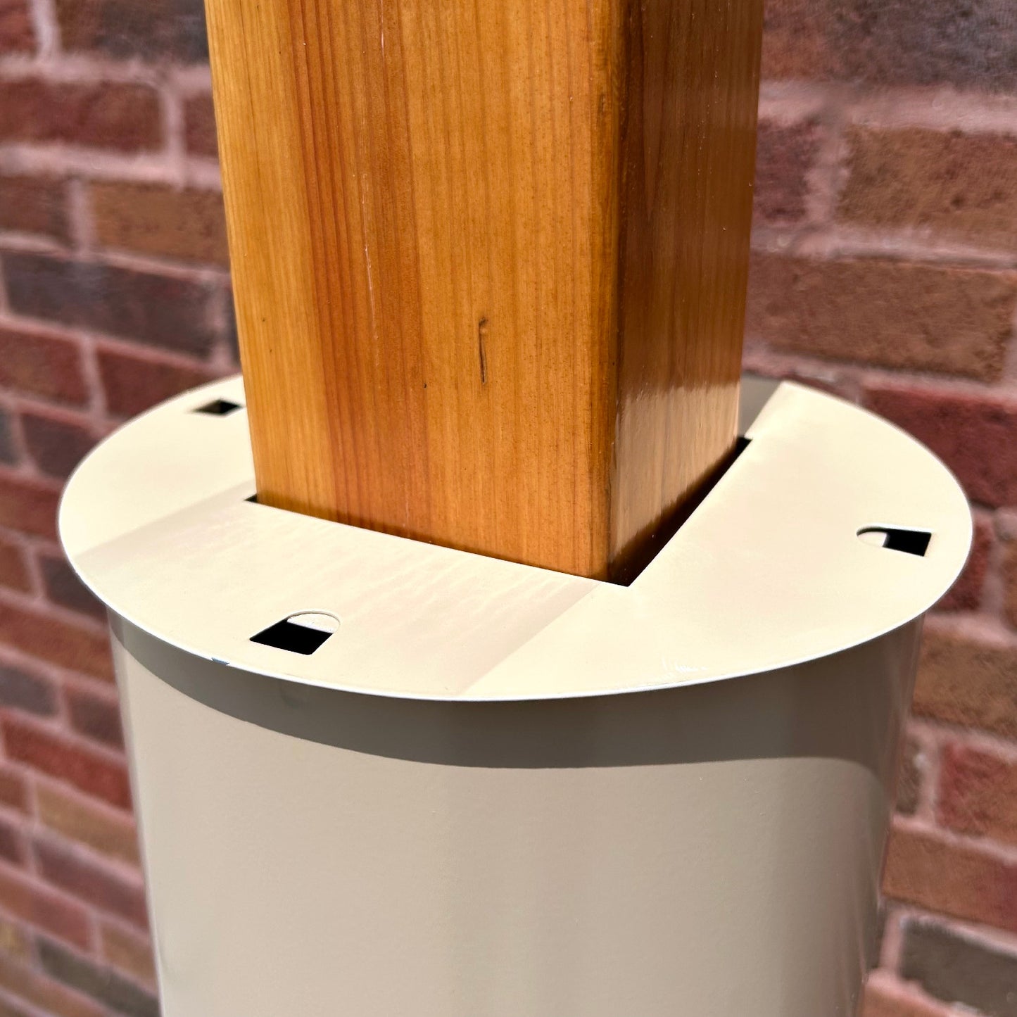 Cylindrical Baffle (4X4 Post)